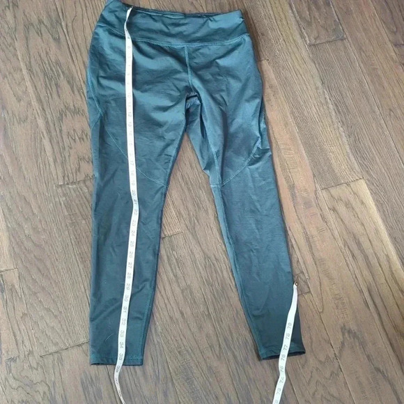 Leggings - Picture 2 of 9